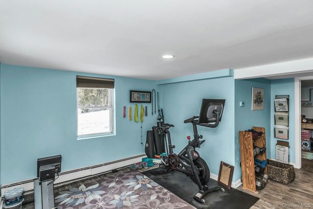 16 Altamont Avenue, Sea Cliff, NY 11579