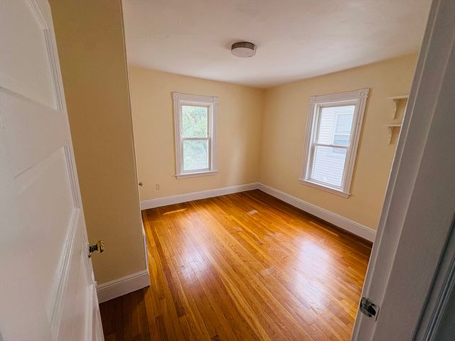 19 Bellingham Ave 19, Everett, MA 02149