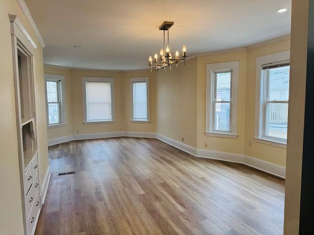 19 Bellingham Ave 19, Everett, MA 02149