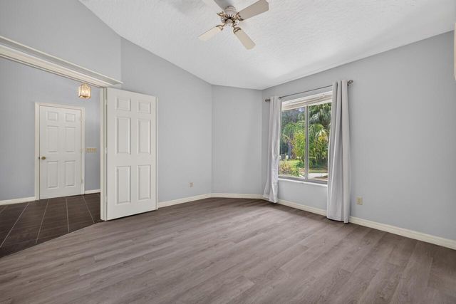 5803 DEER RUN Drive, Fort Pierce, FL 34951