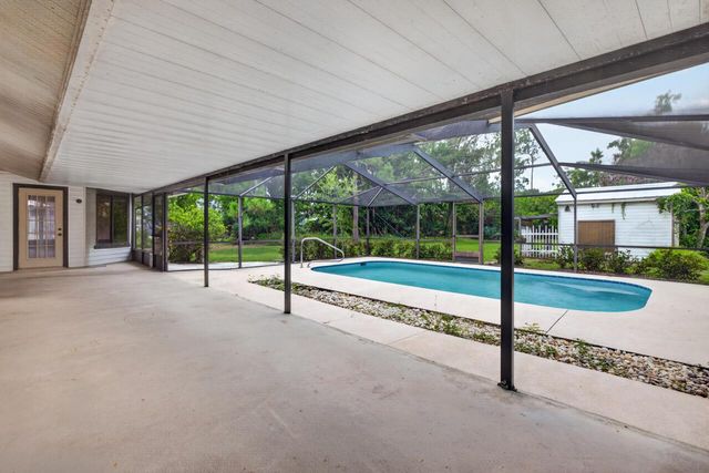 5803 DEER RUN Drive, Fort Pierce, FL 34951
