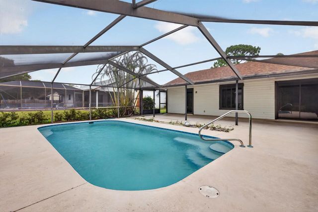 5803 DEER RUN Drive, Fort Pierce, FL 34951