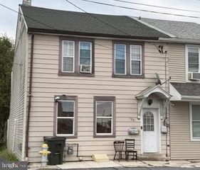 352 N GANNON ST, Lebanon, PA 17046