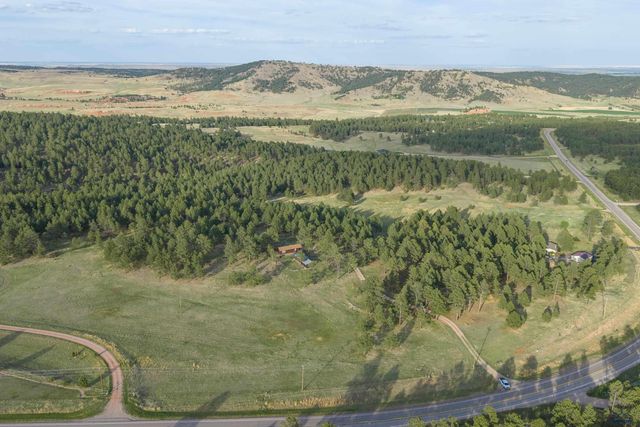 13800 HWY 40, Hermosa, SD 57744