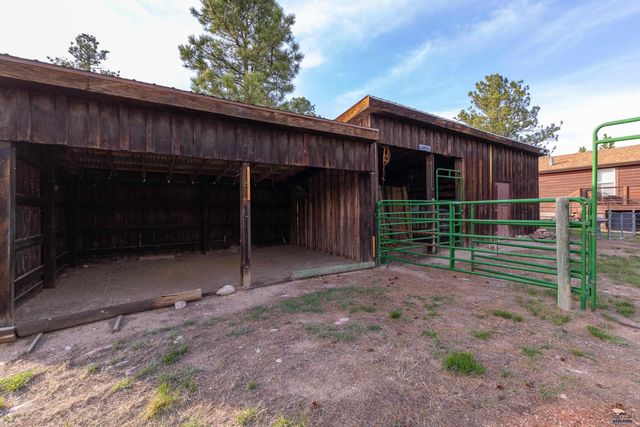 13800 HWY 40, Hermosa, SD 57744