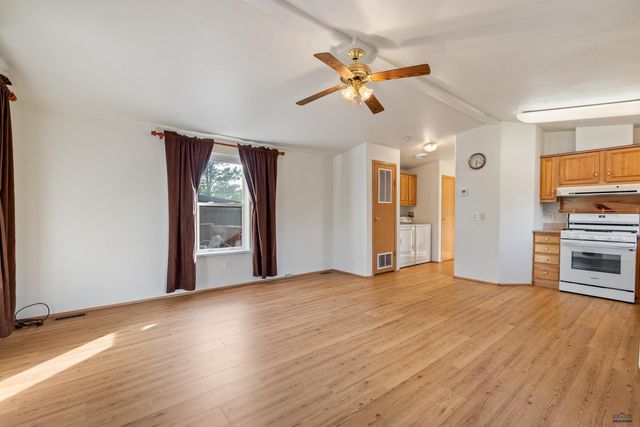 13800 HWY 40, Hermosa, SD 57744