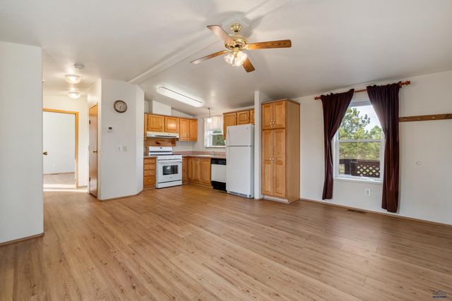 13800 HWY 40, Hermosa, SD 57744