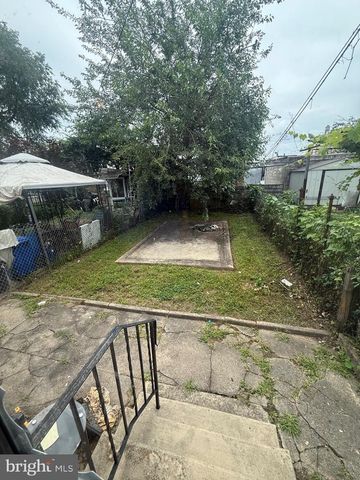 116 E ELEANOR ST, Philadelphia, PA 19120