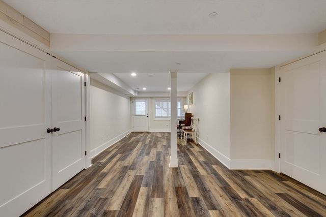 29 Southfield Ln 29, Sherborn, MA 01770