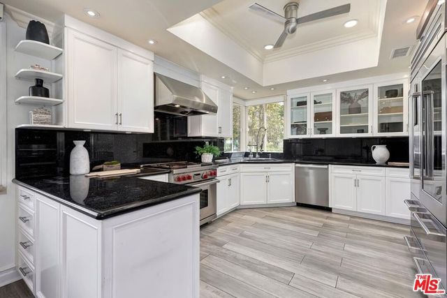 2279 Century Hill, Los Angeles, CA 90067