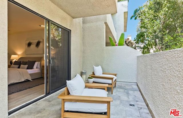 2279 Century Hill, Los Angeles, CA 90067