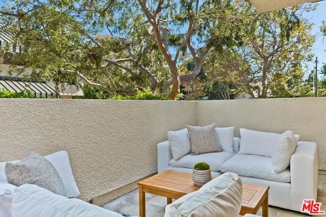 2279 Century Hill, Los Angeles, CA 90067