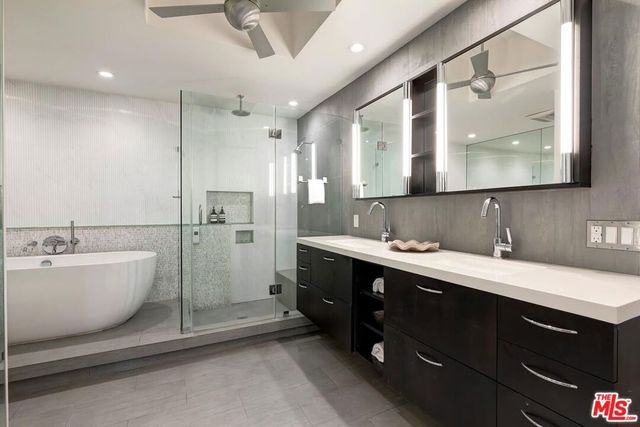 2279 Century Hill, Los Angeles, CA 90067