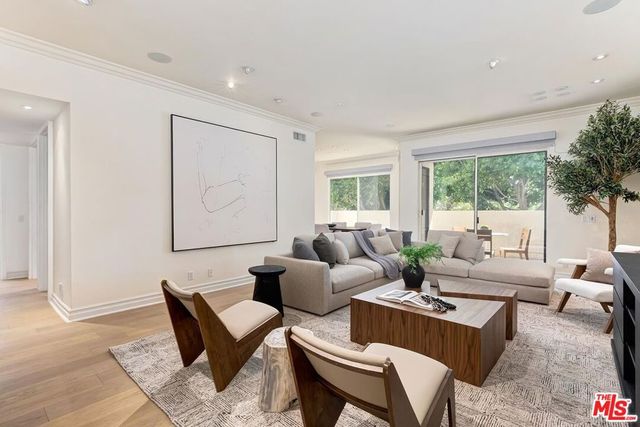 2279 Century Hill, Los Angeles, CA 90067