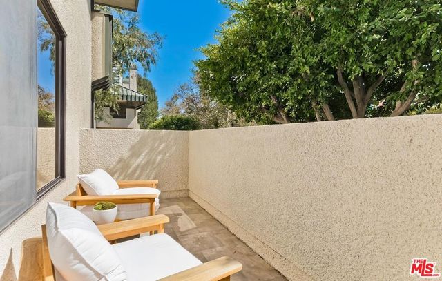 2279 Century Hill, Los Angeles, CA 90067