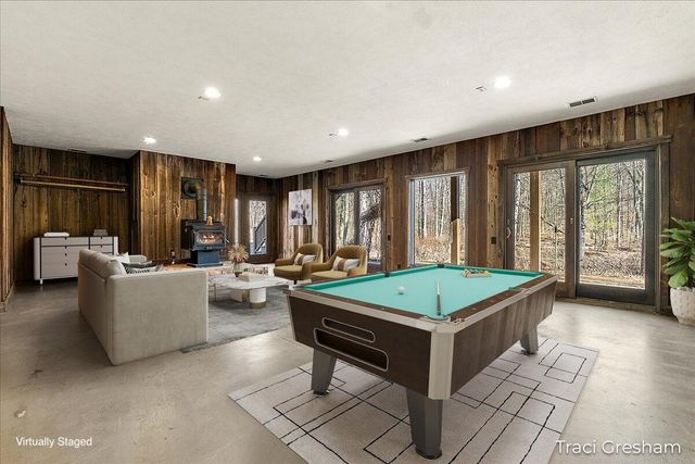 4960 S Hilton Park Road, Fruitport, MI 49415