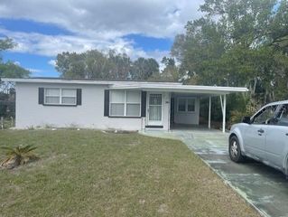 505 PATLIN AVENUE, Eustis, FL 32736