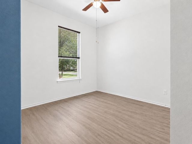 1005 Lonesome Lilly WAY, Pflugerville, TX 78660