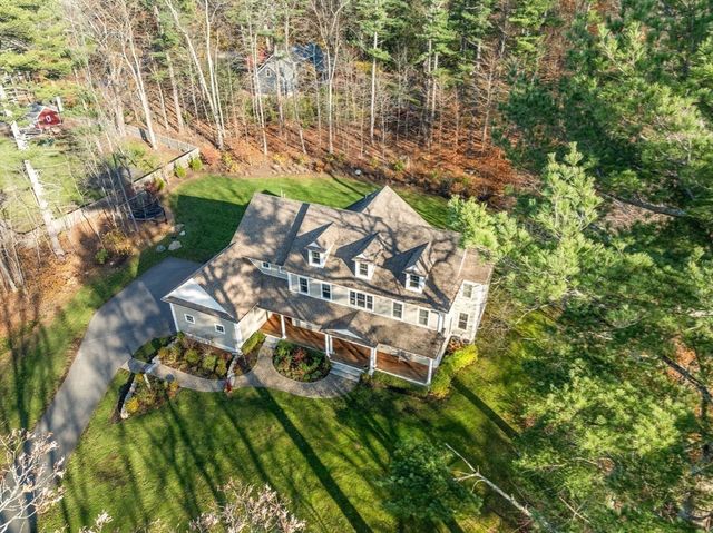 61 Glen St, Dover, MA 02030