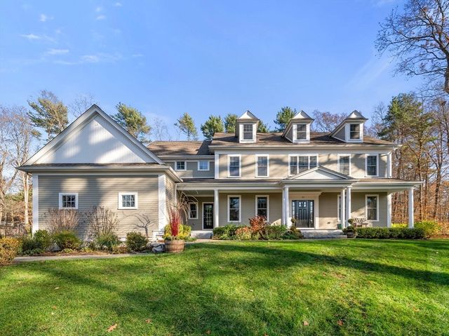 61 Glen St, Dover, MA 02030