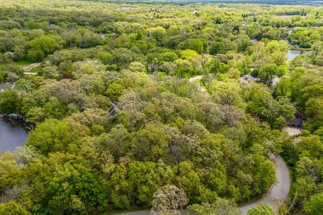 21061 N Andover Road, Kildeer, IL 60047