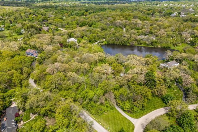 21061 N Andover Road, Kildeer, IL 60047