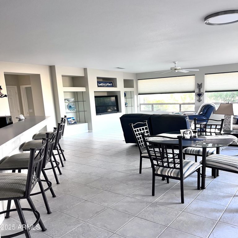 Image 12 of property listing at 15504 W CORAL POINTE Drive, Surprise, AZ 85374