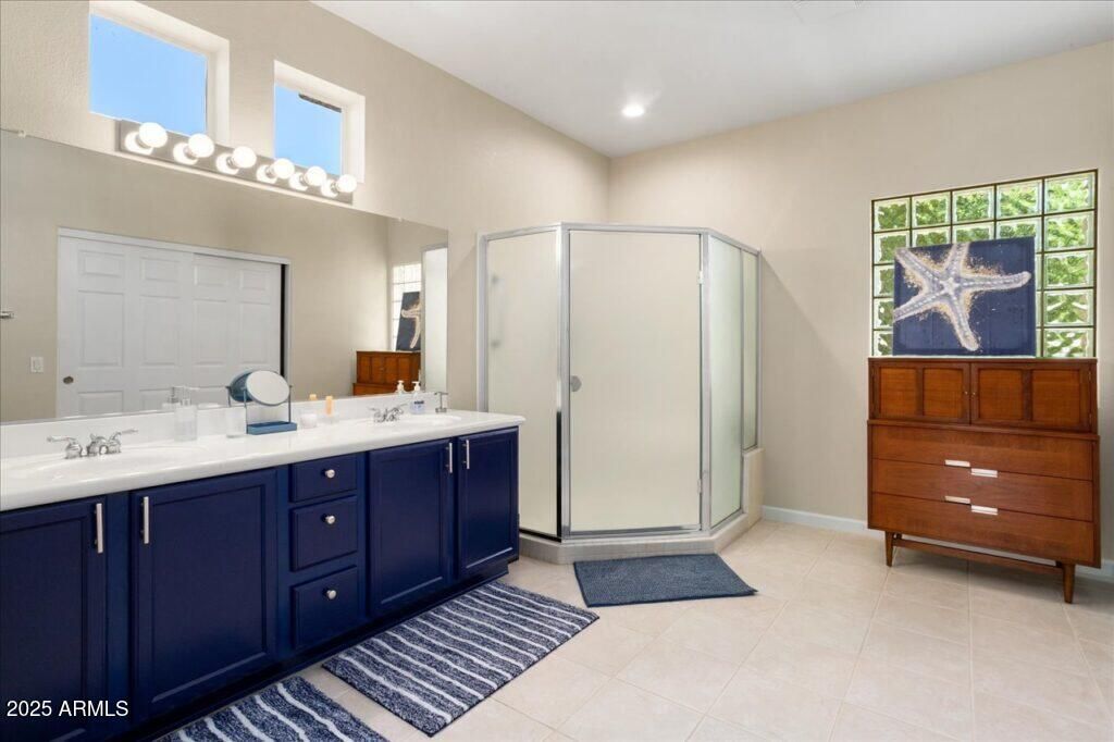 Image 22 of property listing at 15504 W CORAL POINTE Drive, Surprise, AZ 85374