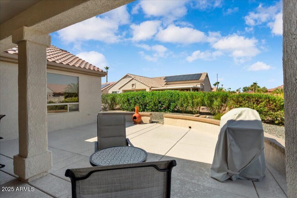 Image 30 of property listing at 15504 W CORAL POINTE Drive, Surprise, AZ 85374