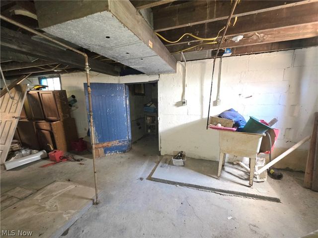 330 W 28th Street, Lorain, OH 44055