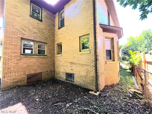 330 W 28th Street, Lorain, OH 44055
