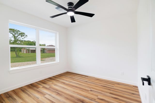 19 PRIVATE ROAD 35995, Powderly, TX 75473