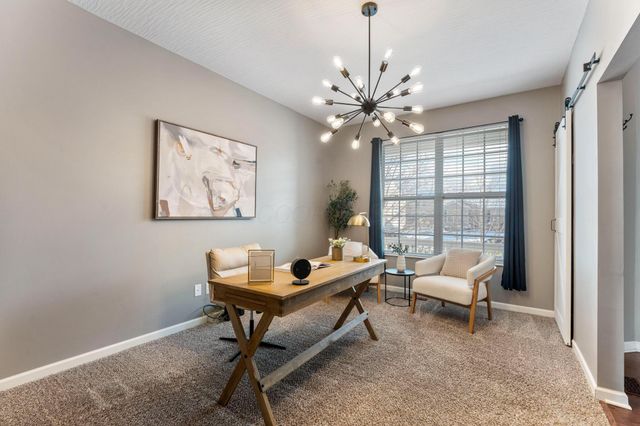 233 Auburn Drive, Newark, OH 43055