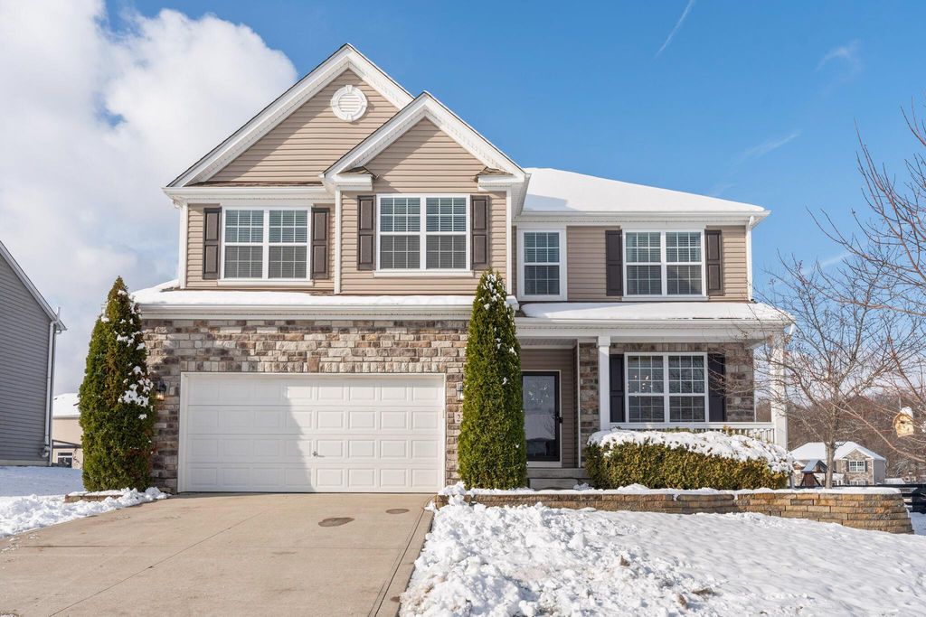 233 Auburn Drive, Newark, OH 43055