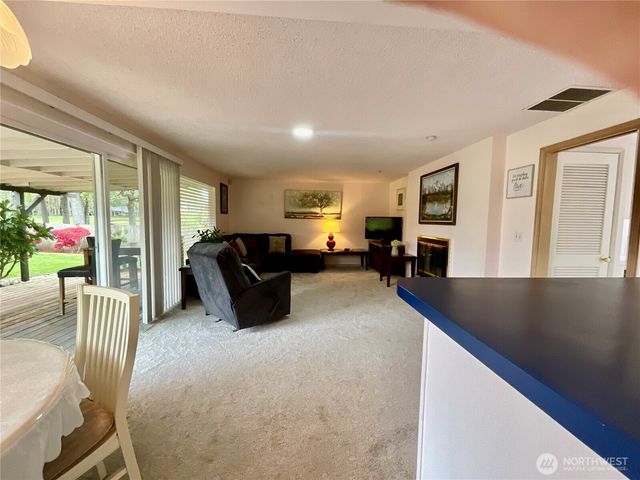 7711 Sapphire Drive SW, Lakewood, WA 98498