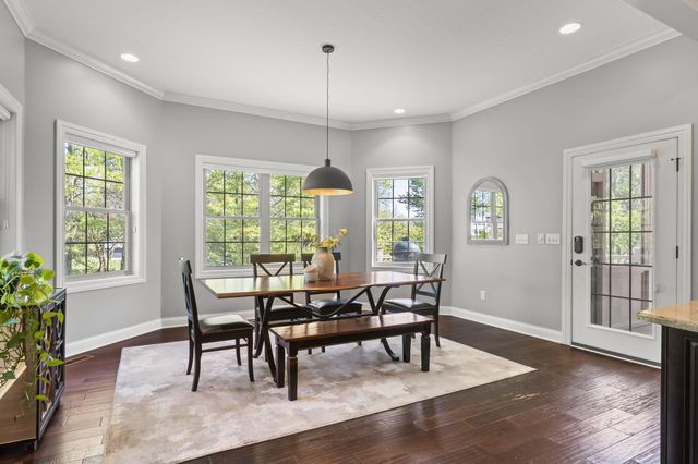 7134 Wilton Chase Street, Dublin, OH 43017