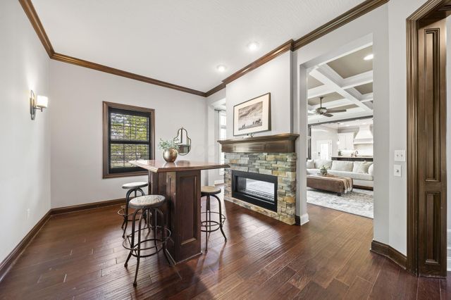 7134 Wilton Chase Street, Dublin, OH 43017