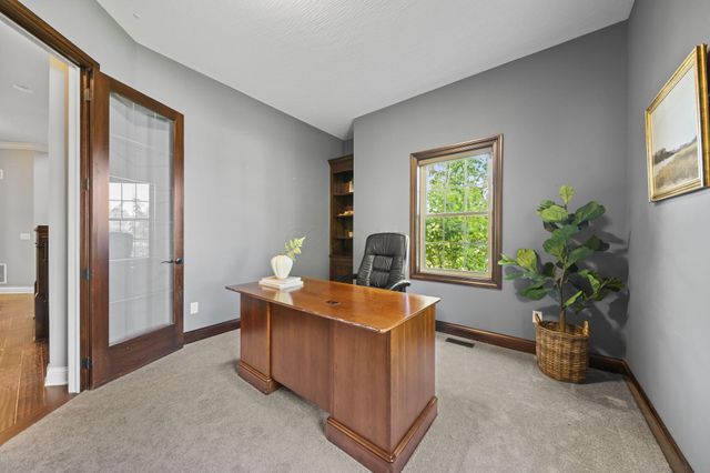 7134 Wilton Chase Street, Dublin, OH 43017