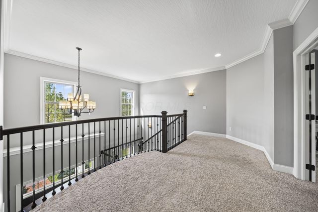 7134 Wilton Chase Street, Dublin, OH 43017