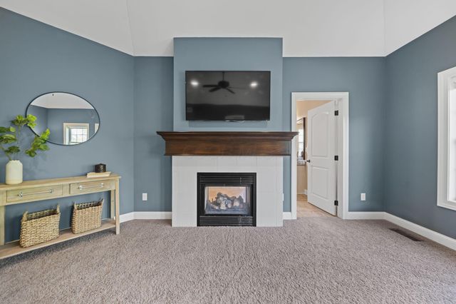 7134 Wilton Chase Street, Dublin, OH 43017