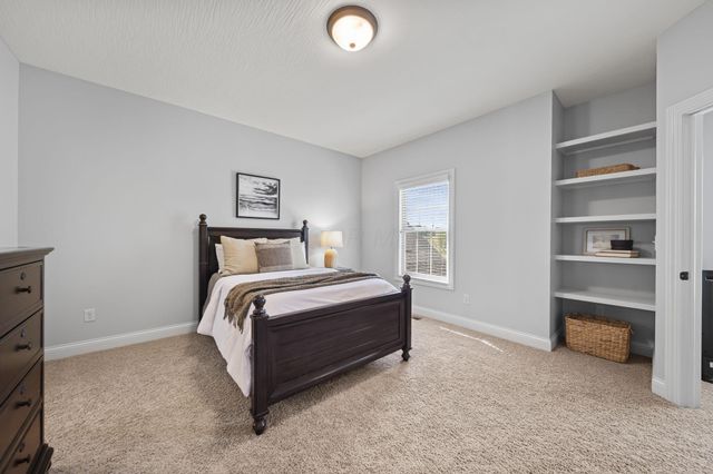 7134 Wilton Chase Street, Dublin, OH 43017
