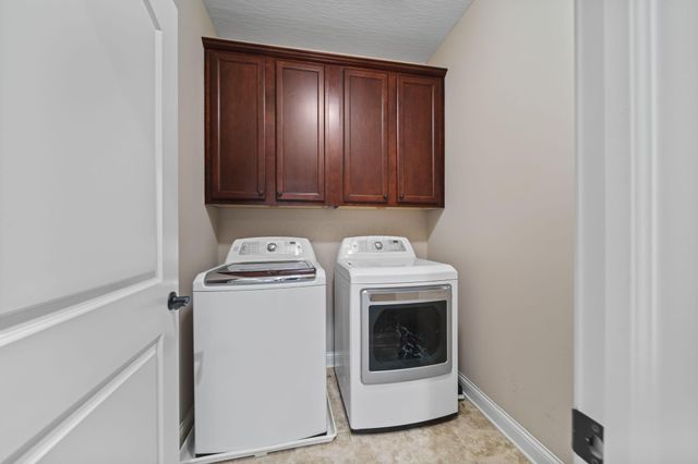 7134 Wilton Chase Street, Dublin, OH 43017