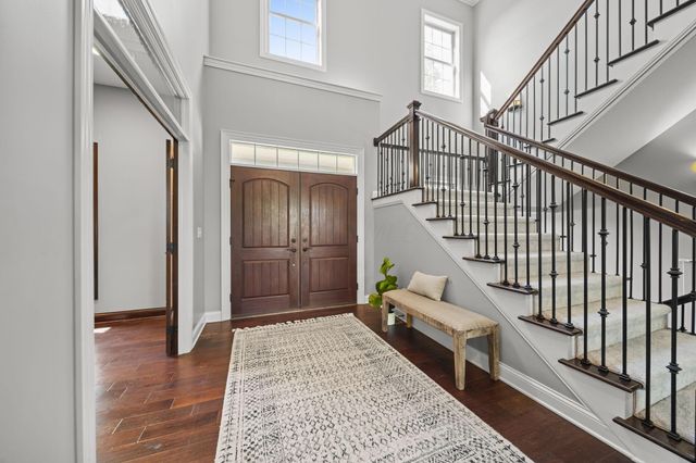 7134 Wilton Chase Street, Dublin, OH 43017