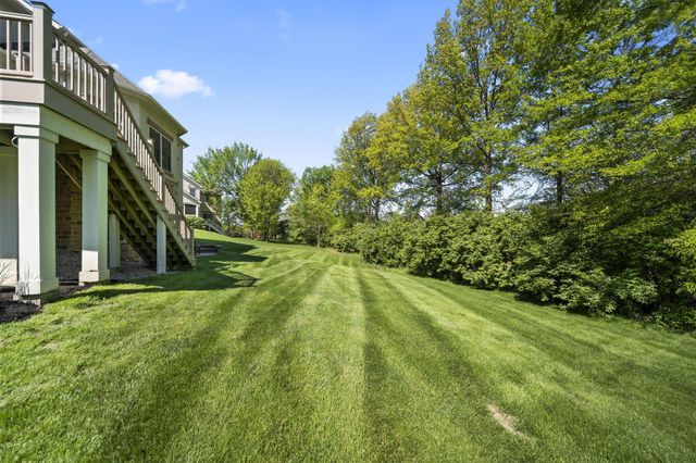7134 Wilton Chase Street, Dublin, OH 43017