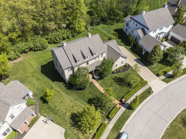 7134 Wilton Chase Street, Dublin, OH 43017
