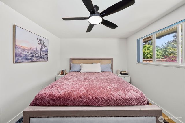 3517 Oas Drive W, University Place, WA 98466