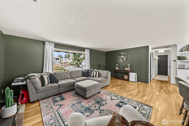 3517 Oas Drive W, University Place, WA 98466