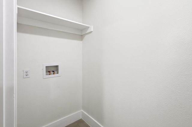 2528 Springvale Drive, Farmers Branch, TX 75234