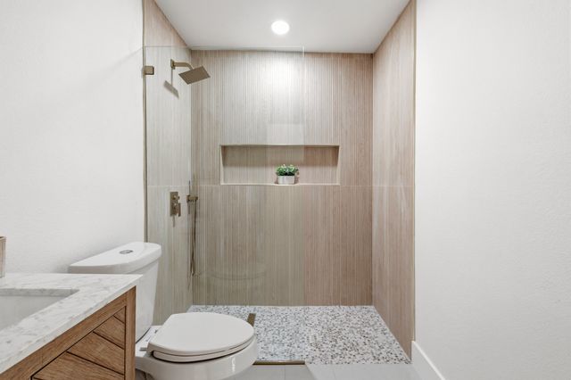 2528 Springvale Drive, Farmers Branch, TX 75234