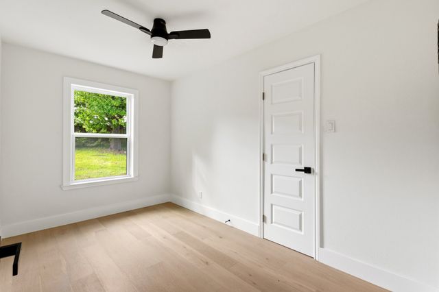 2528 Springvale Drive, Farmers Branch, TX 75234